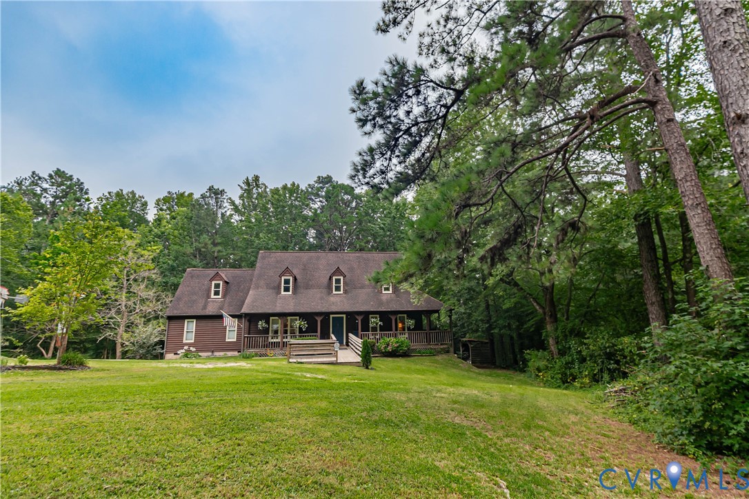 19321 River Road Chesterfield, VA 23838 - Photo 2 of 50 an aerial view of a house with garden