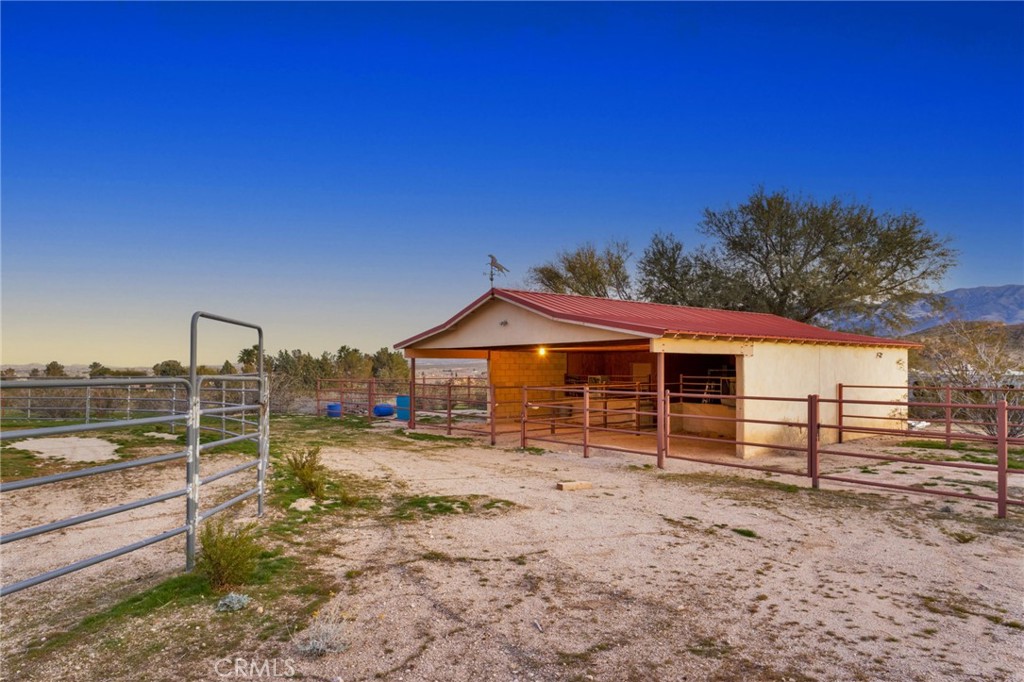 31024 Rabbit Springs Road Lucerne Valley, CA 92356 - Photo 64 of 75