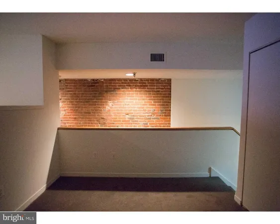 $1,635 | 130-1 Arch Street, Unit 305, Philadelphia, PA 19106