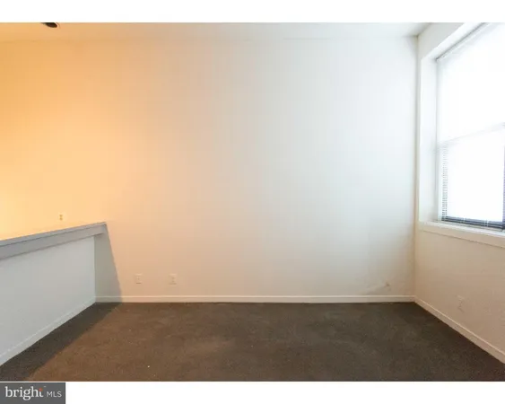 $1,635 | 130-1 Arch Street, Unit 305, Philadelphia, PA 19106