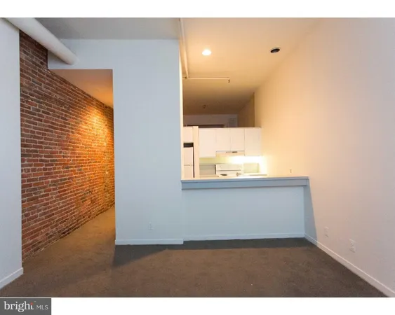 $1,635 | 130-1 Arch Street, Unit 305, Philadelphia, PA 19106