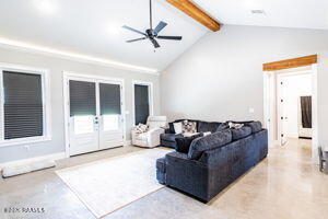 1100 Hanks Road Duson, LA 70529 - Photo 17 of 34 Living Room