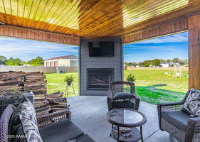 1100 Hanks Road Duson, LA 70529 - Photo 4 of 34 Patio