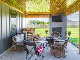 1100 Hanks Road Duson, LA 70529 - Photo 5 of 34 Patio 2