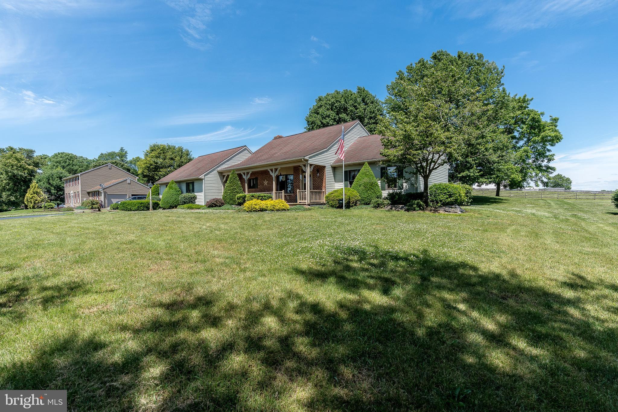 13 Church Road Lancaster, PA 17603 - Photo 2 of 41