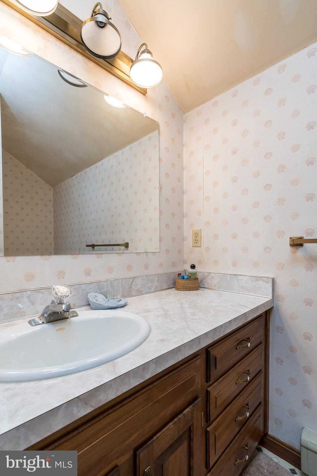 13 Church Road Lancaster, PA 17603 - Photo 19 of 41
