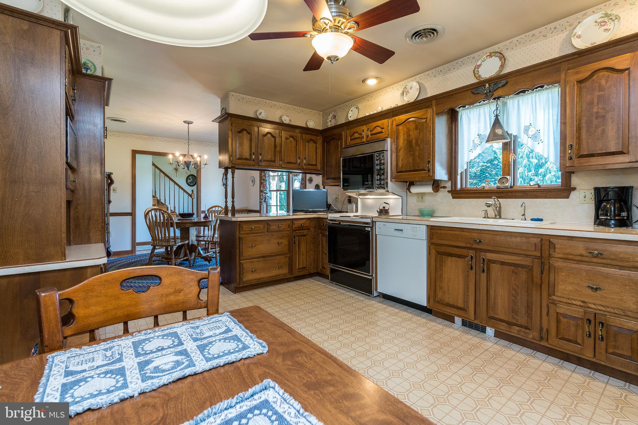 13 Church Road Lancaster, PA 17603 - Photo 25 of 41