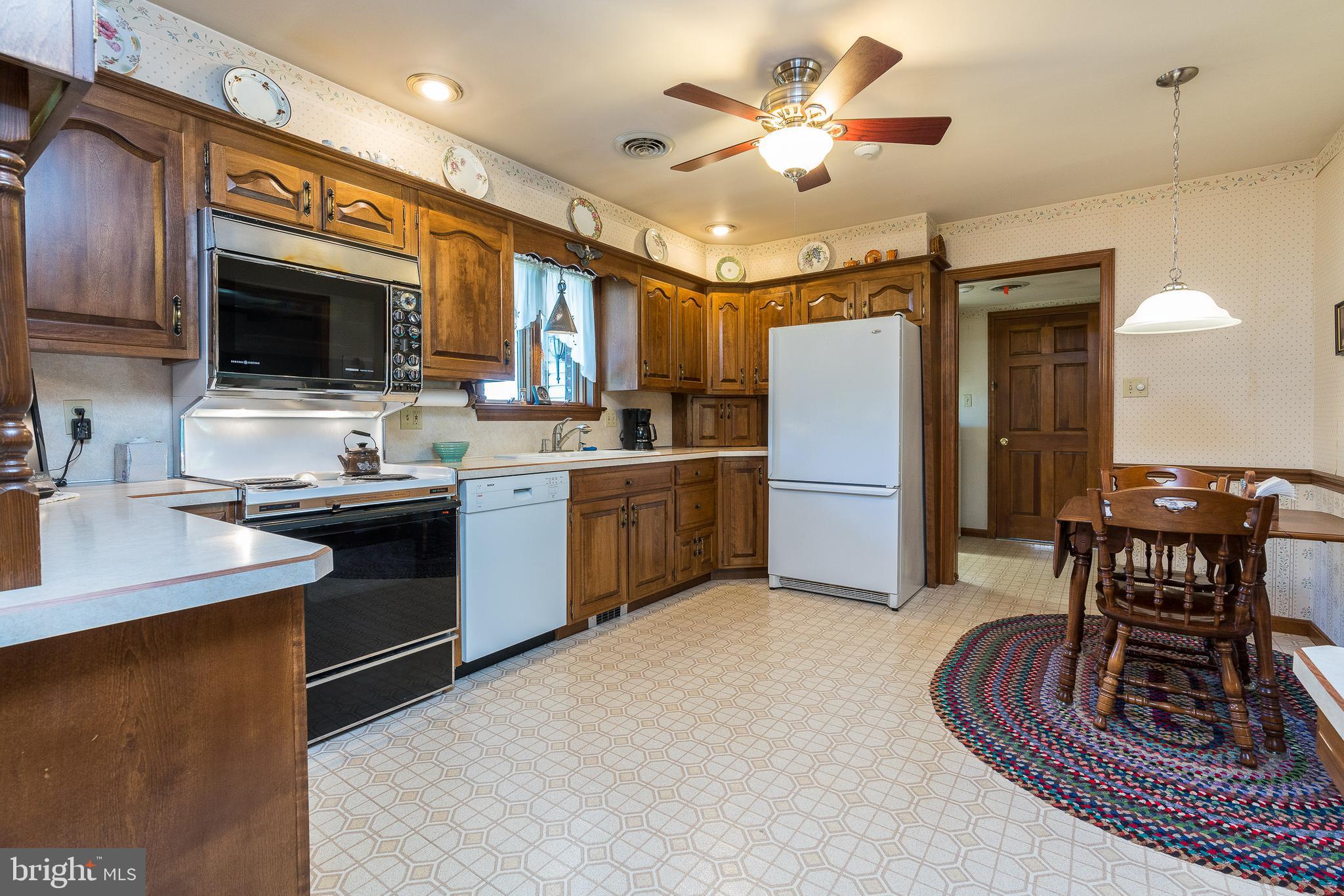 13 Church Road Lancaster, PA 17603 - Photo 26 of 41