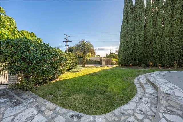 $1,350,000 | 569 North Barranca Avenue, Glendora, CA 91741