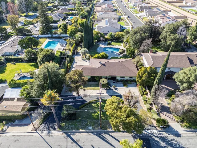 $1,350,000 | 569 North Barranca Avenue, Glendora, CA 91741