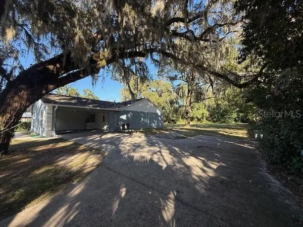 $2,100 | 1750 North Sparkman Avenue, Orange City, FL 32763