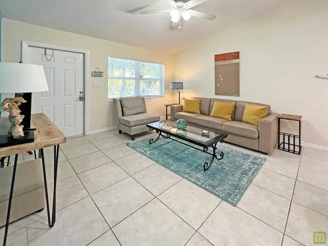 $1,850 | 2695 Southeast 1st Court, Unit 3, Pompano Beach, FL 33062