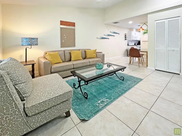 $1,850 | 2695 Southeast 1st Court, Unit 3, Pompano Beach, FL 33062