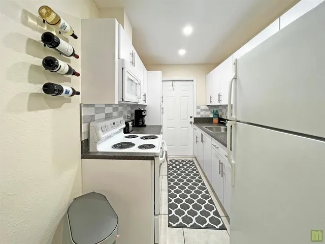 $1,850 | 2695 Southeast 1st Court, Unit 3, Pompano Beach, FL 33062