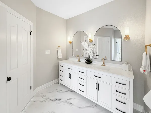 $769,900 | 403 Vista Ridge, San Antonio, TX 78260