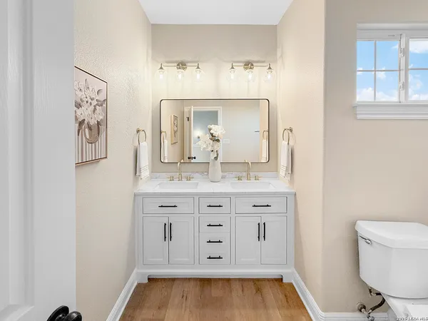 $769,900 | 403 Vista Ridge, San Antonio, TX 78260