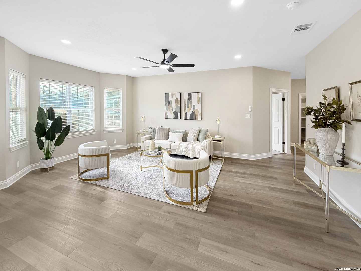 403 Vista Ridge San Antonio, TX 78260 - Photo 4 of 50