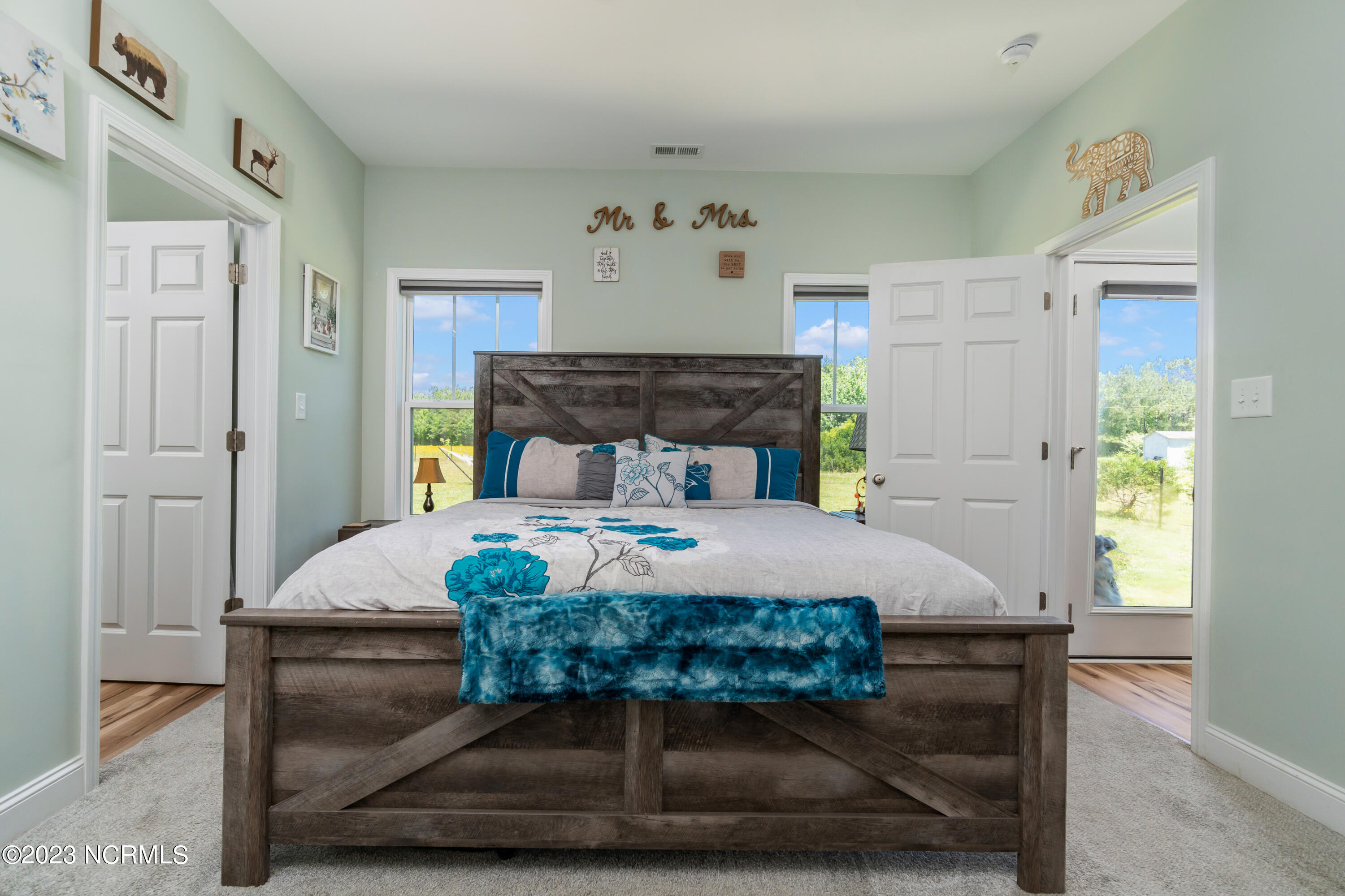 1395 Temples Point Road Havelock, NC 28532 - Photo 21 of 33 Chill Photo-14