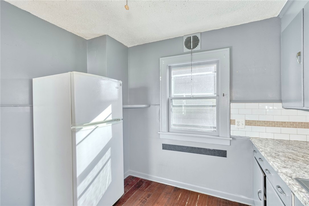 115 Barberry Terrace Rochester, NY 14621 - Photo 15 of 35