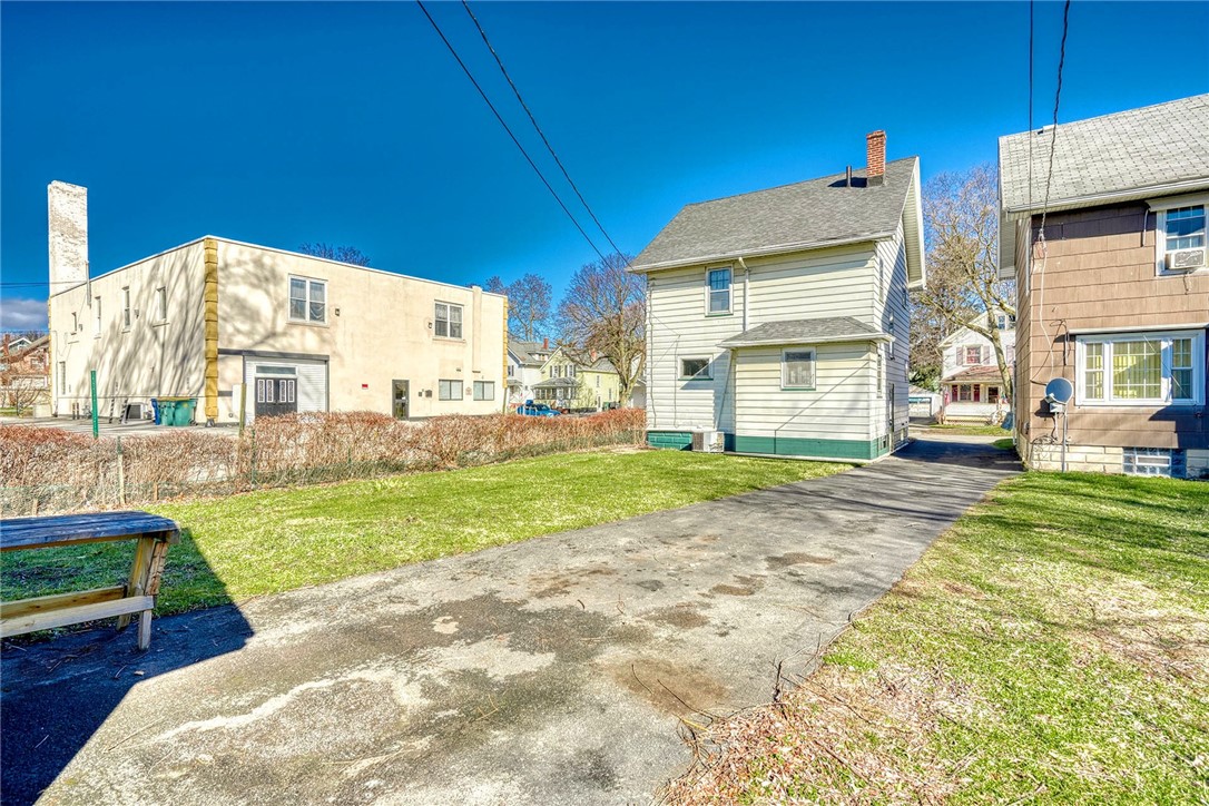 115 Barberry Terrace Rochester, NY 14621 - Photo 4 of 35