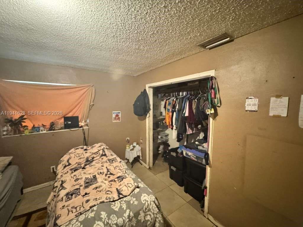 2995 Southwest 64th Avenue Miramar, FL 33023 - Photo 15 of 32