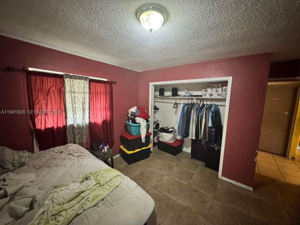 2995 Southwest 64th Avenue Miramar, FL 33023 - Photo 16 of 32