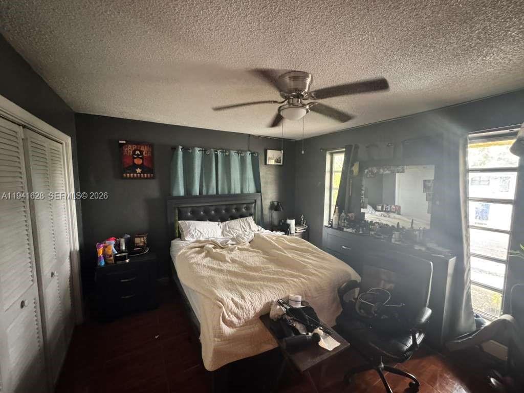 2995 Southwest 64th Avenue Miramar, FL 33023 - Photo 29 of 32