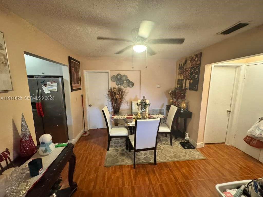 2995 Southwest 64th Avenue Miramar, FL 33023 - Photo 5 of 32