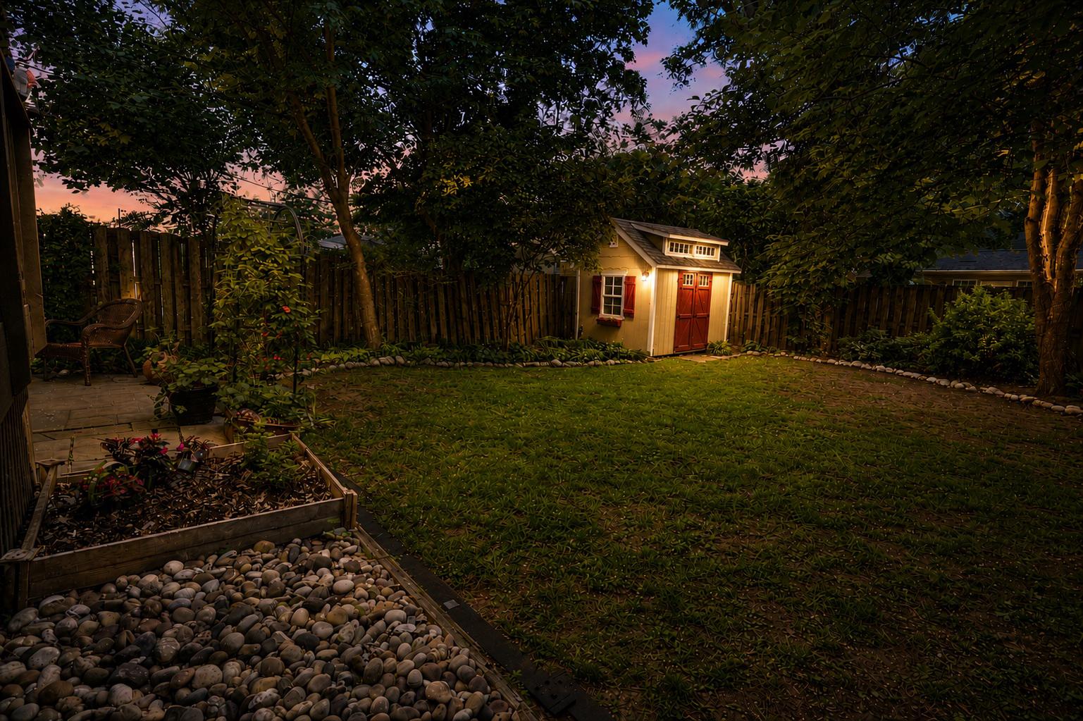 15 East Walnut Street Alexandria, VA 22301 - Photo 53 of 77 Virtually edited to depict yard at twighlight