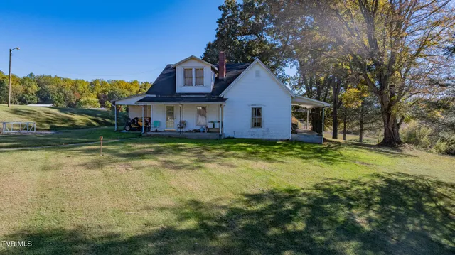 $1,670,000 | 413 Paddle Creek Road, Bristol, TN 37620