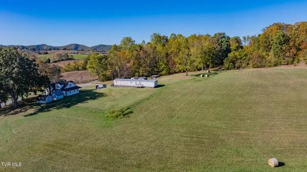 $1,336,400 | 413 Paddle Creek Road, Bristol, TN 37620