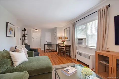 $340,000 | 330 South Broadway, Unit B10, Tarrytown, NY 10591