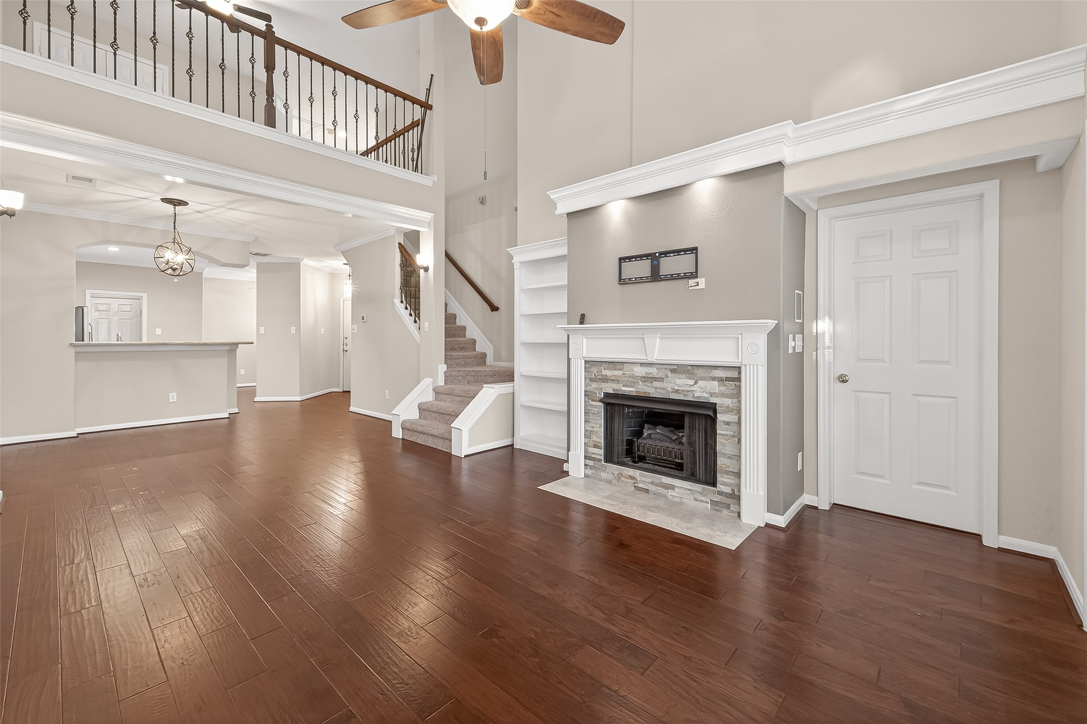 2330 Everest Way Houston, TX 77339 - Photo 13 of 49 Living room with dining room