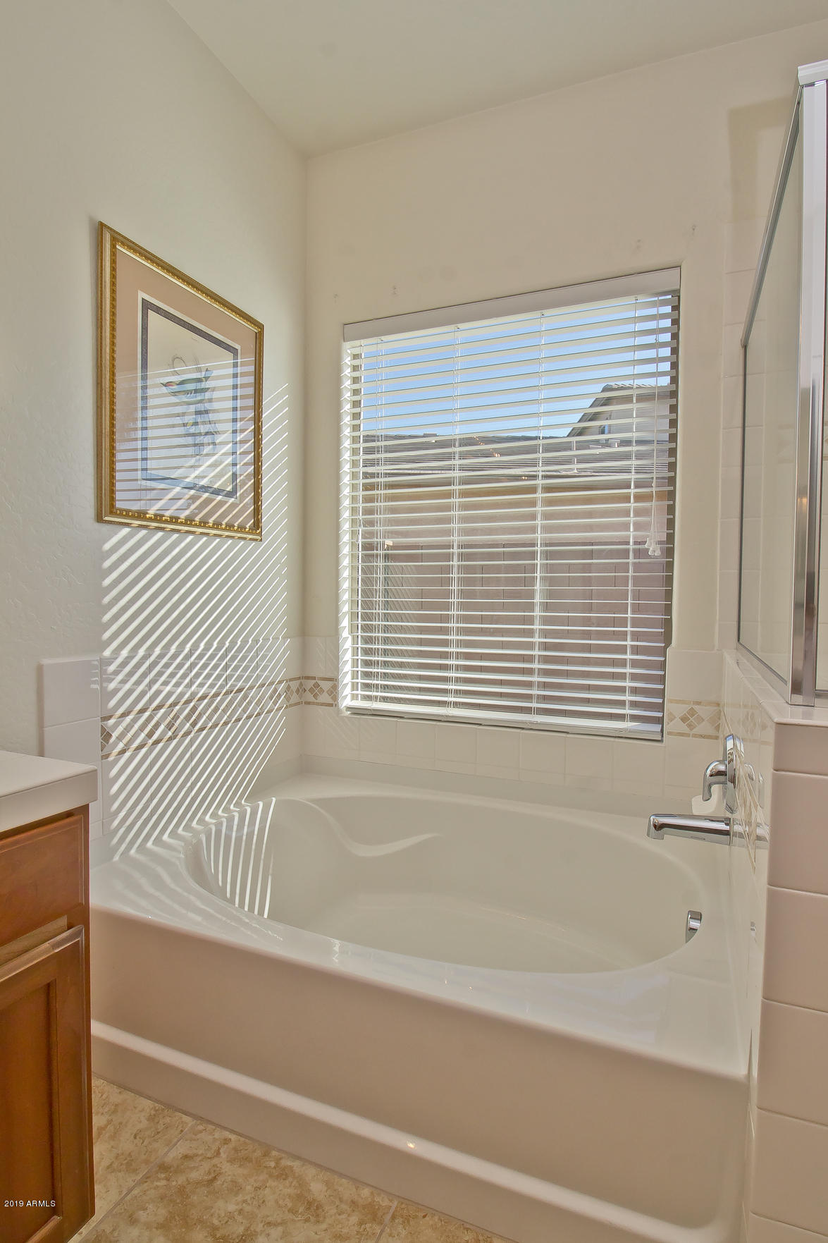 5330 West Beverly Road Laveen, AZ 85339 - Photo 15 of 28 master soaking tub