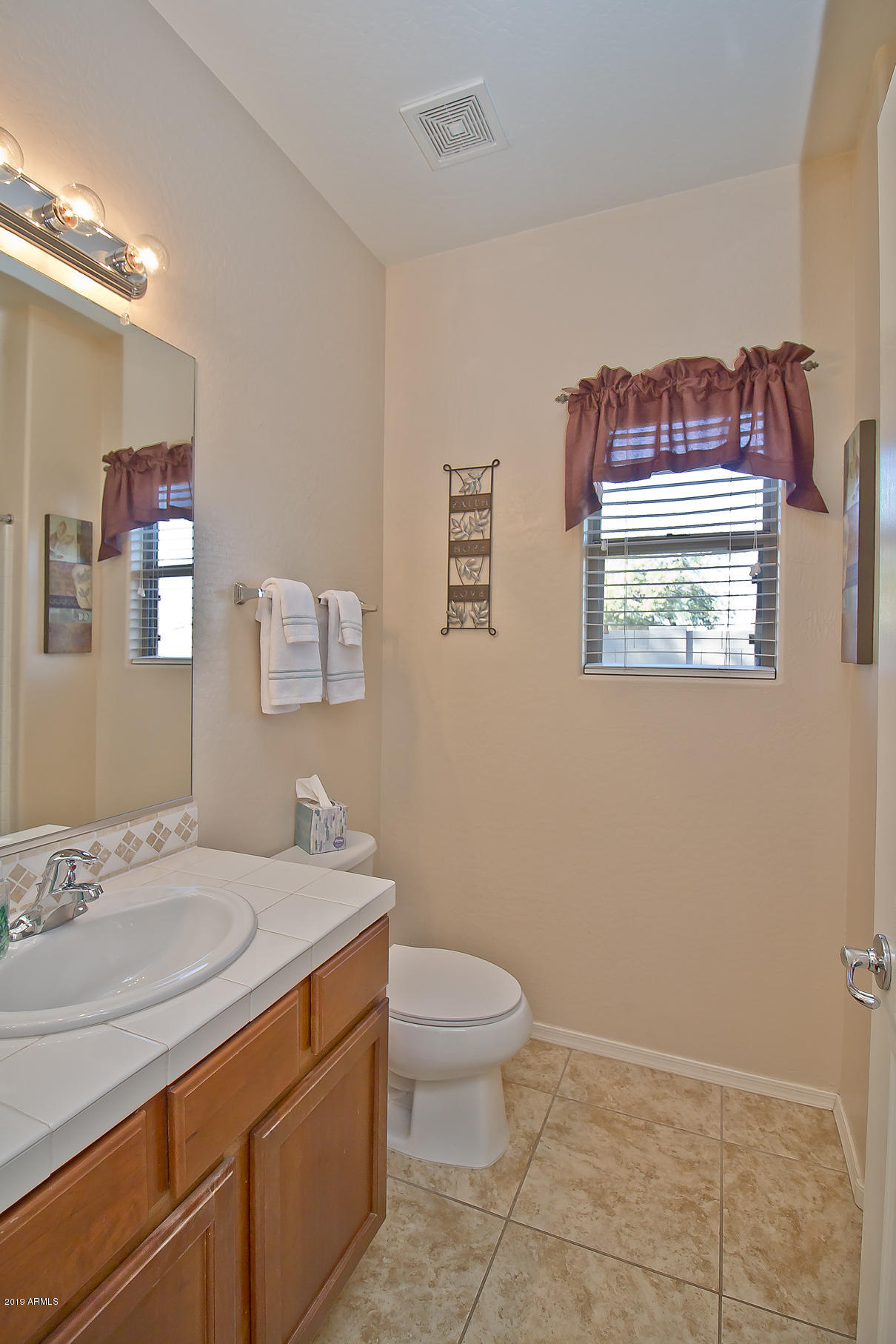 5330 West Beverly Road Laveen, AZ 85339 - Photo 19 of 28 bathroom 2