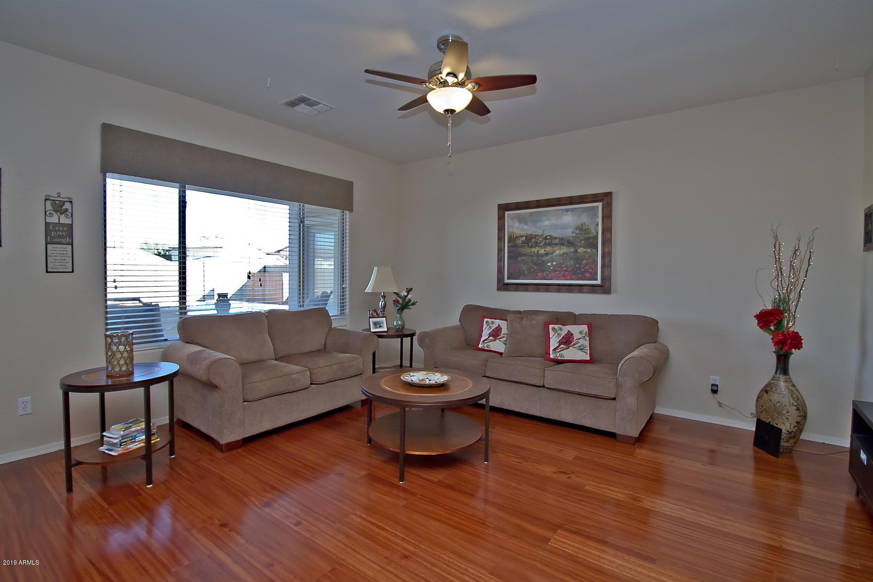 5330 West Beverly Road Laveen, AZ 85339 - Photo 8 of 28 family room