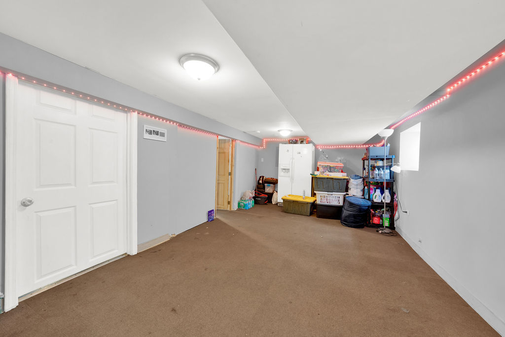 9335 South Loomis Street Chicago, IL 60620 - Photo 18 of 25