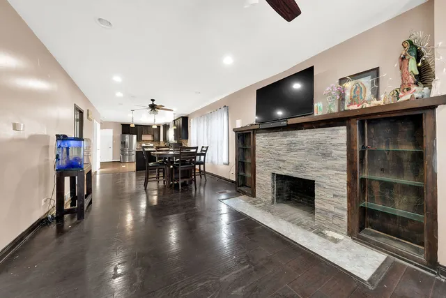 $229,900 | 9335 South Loomis Street, Chicago, IL 60620