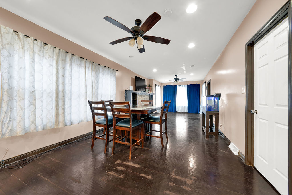 9335 South Loomis Street Chicago, IL 60620 - Photo 7 of 25