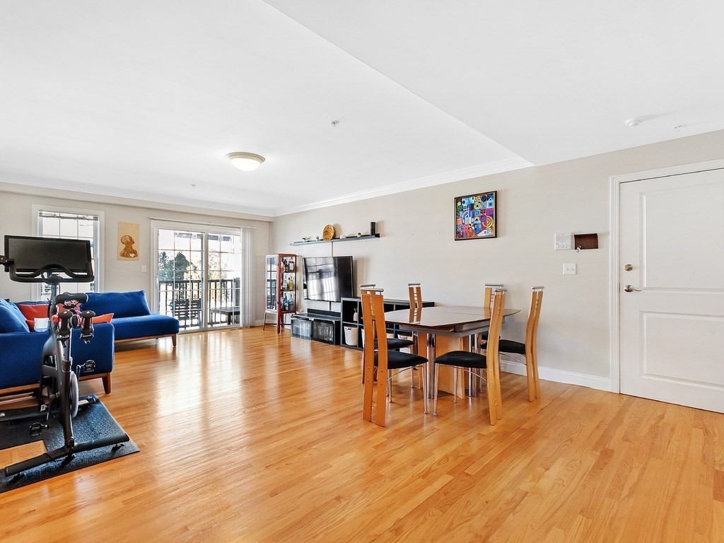 32 Common Street, Unit 23 Waltham, MA 02451 - Photo 15 of 34
