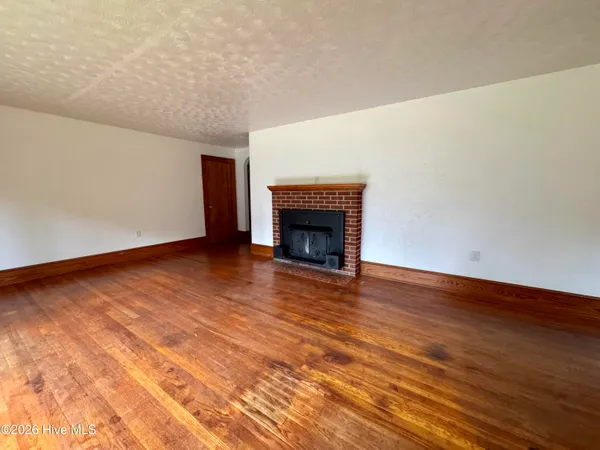 $2,317 | 395 Nc Highway North, Camden, NC 27921