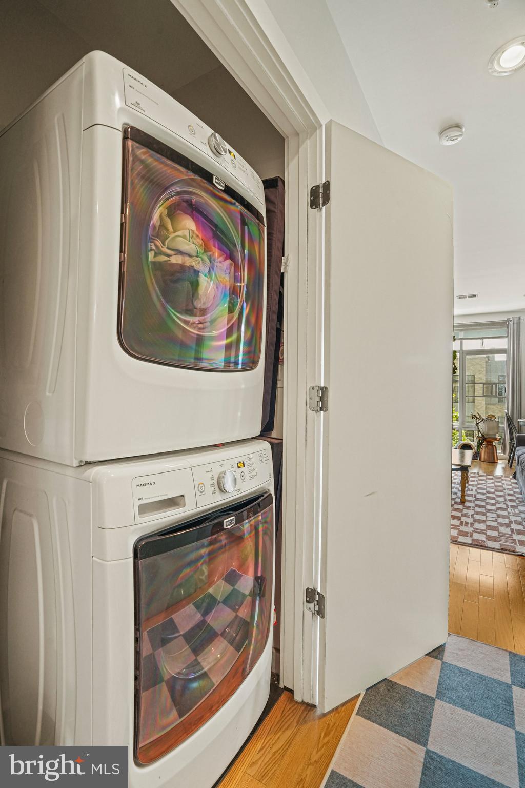 435 R Street Northwest, Unit 301 Washington, DC 20001 - Photo 25 of 28 Full Size Washer/Dryer