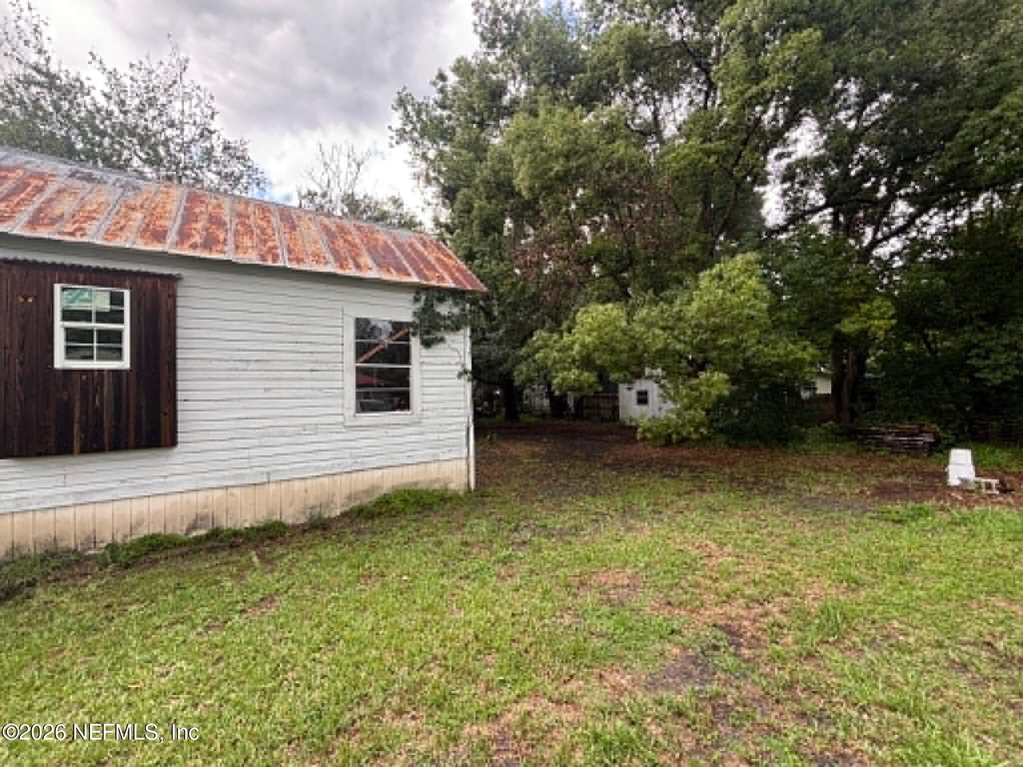 634 North Cherry Street Starke, FL 32091 - Photo 8 of 31 94a870d4-c7c5-4d4c-99f0-0a90c8df6e48