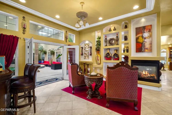 $1,274,950 | 605 Meadow Willow Drive, El Paso, TX 79922