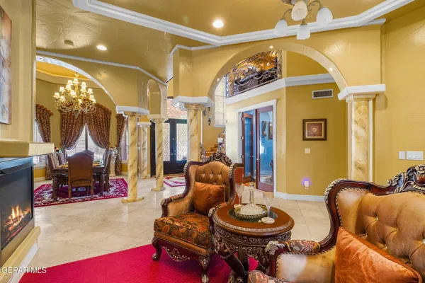 $1,274,950 | 605 Meadow Willow Drive, El Paso, TX 79922