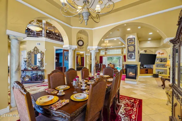 $1,274,950 | 605 Meadow Willow Drive, El Paso, TX 79922