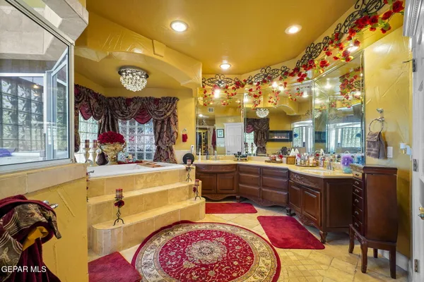 $1,274,950 | 605 Meadow Willow Drive, El Paso, TX 79922