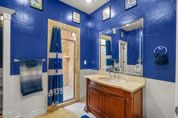$1,274,950 | 605 Meadow Willow Drive, El Paso, TX 79922