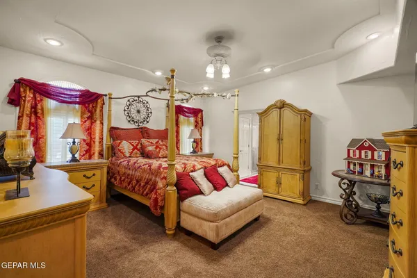 $1,274,950 | 605 Meadow Willow Drive, El Paso, TX 79922