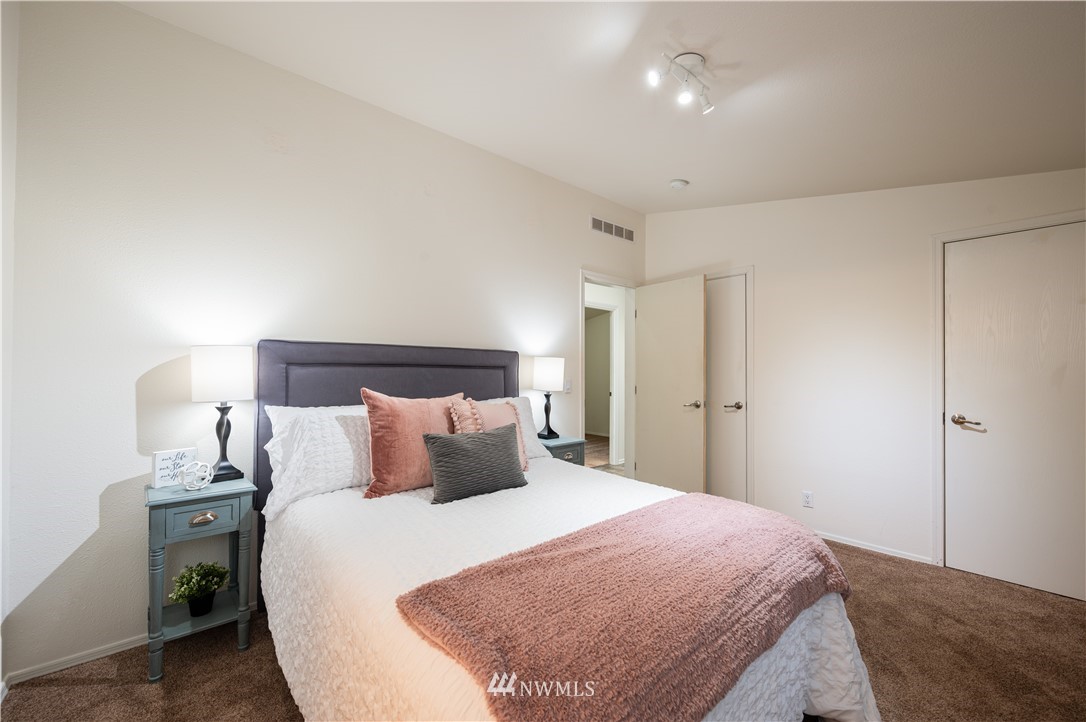 2516 North Shore Road, Unit 3 Bellingham, WA 98226 - Photo 17 of 36 Gallery Image 17